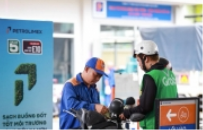 Giá xăng dầu hôm nay 6/6: Thế giới giảm mạnh